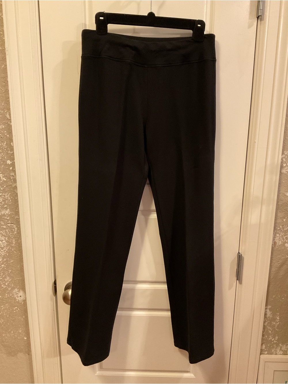 Neiman Marcus Exclusive Stretch Pants - S